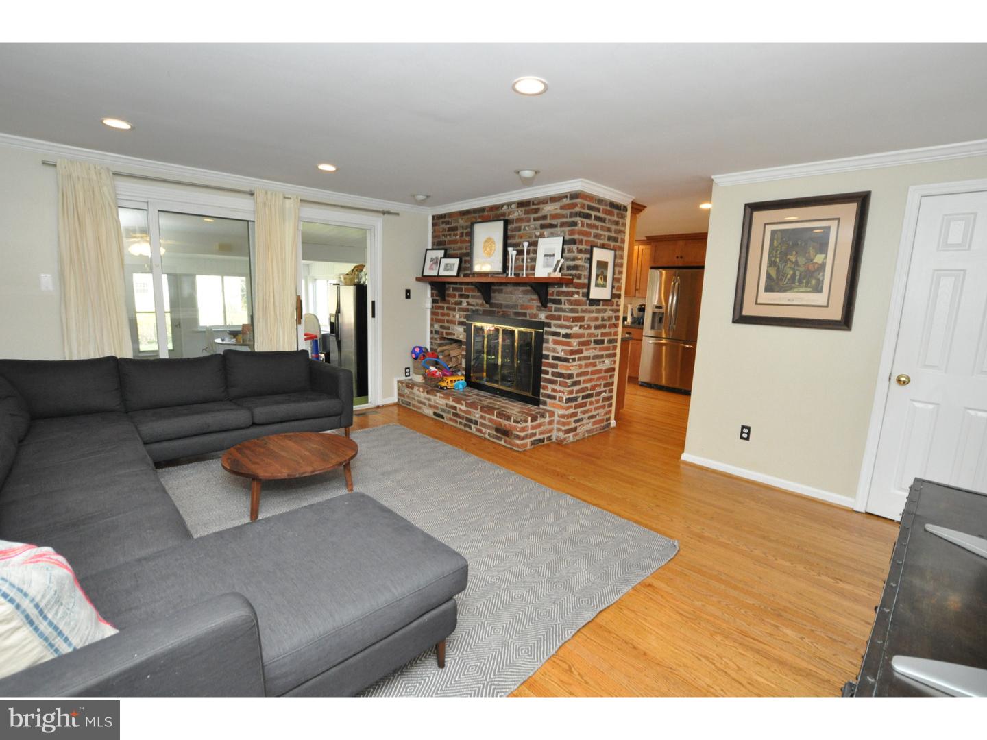 246 Hedgeman Road Moorestown, NJ 08057 - Photo 9 of 23 Gallery Image 9
