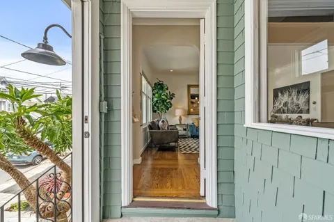$899,000 | 635 Moscow Street, San Francisco, CA 94112