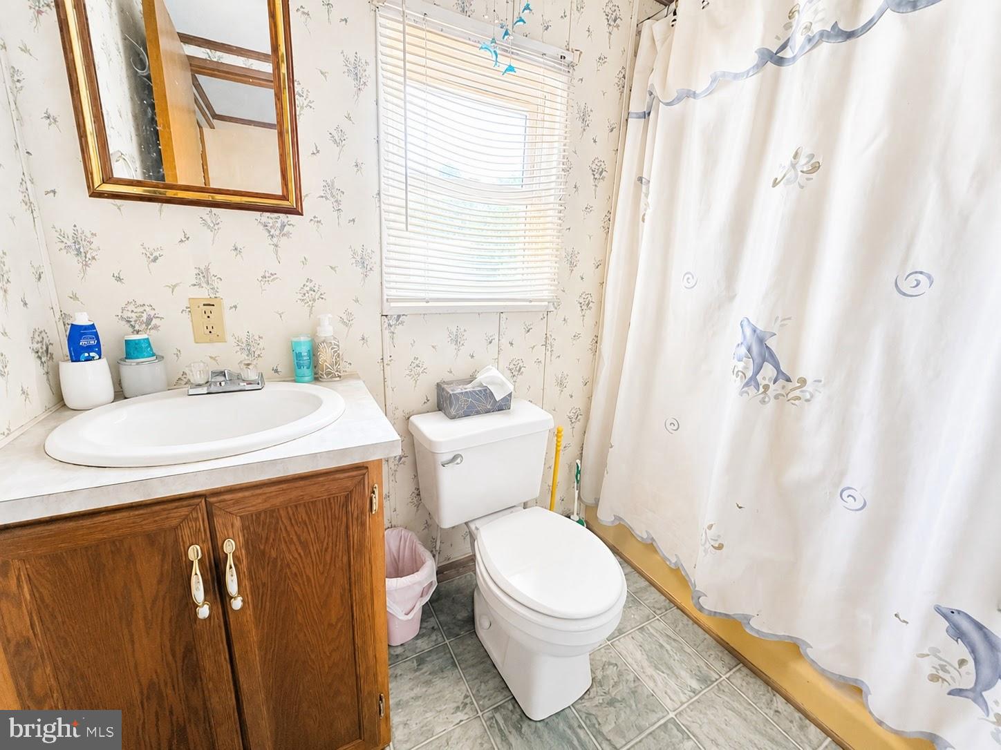 26482 Pontoon Road, Unit E920 Long Neck, DE 19966 - Photo 17 of 23 guest bath