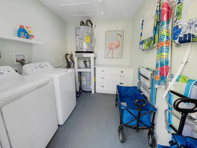 $2,500,000 | 101 Sandal Lane, Unit 1, Palm Beach Shores, FL 33404