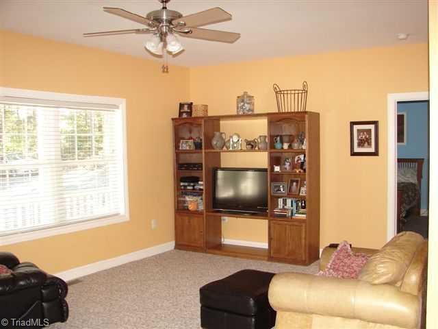 4682 Busbee Road Seagrove, NC 27341 - Photo 3 of 16 Living Room.