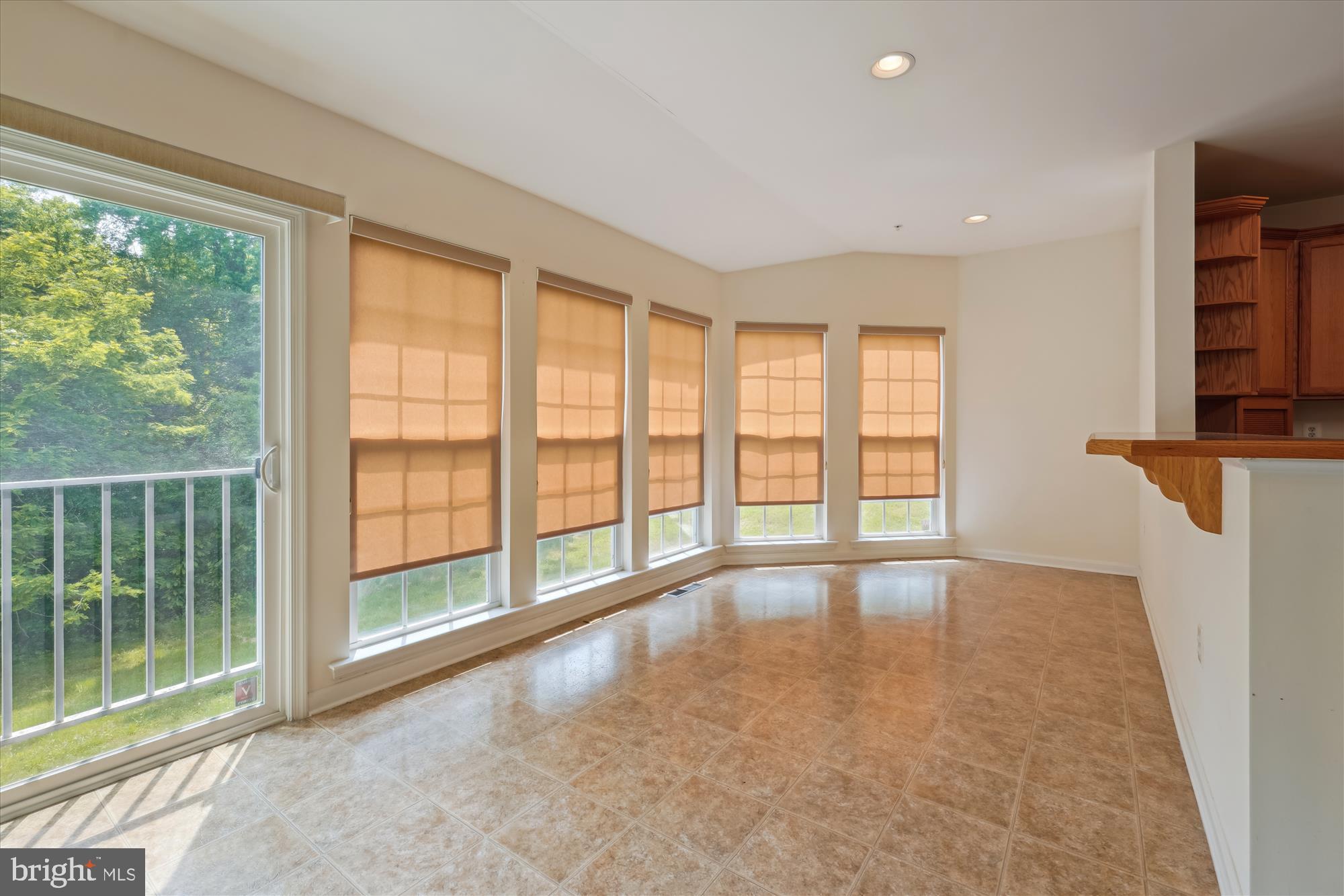 16101 Venice Road Aquasco, MD 20608 - Photo 15 of 40 Morning Room w/wall of windows