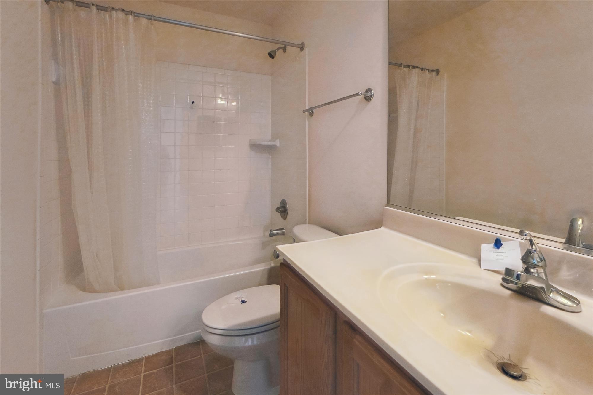 16101 Venice Road Aquasco, MD 20608 - Photo 31 of 40 En-suite Bathroom/Bedroom #2