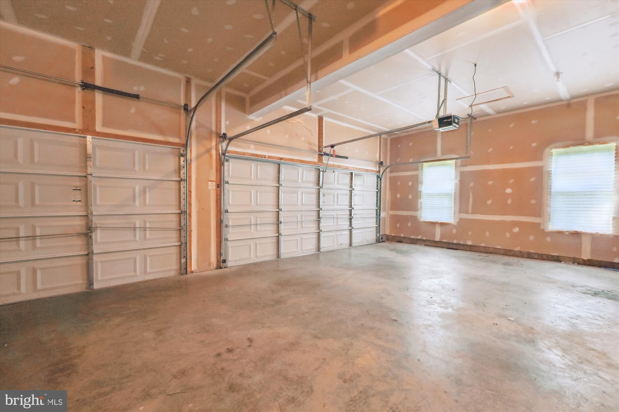 16101 Venice Road Aquasco, MD 20608 - Photo 40 of 40 3-car side load garage