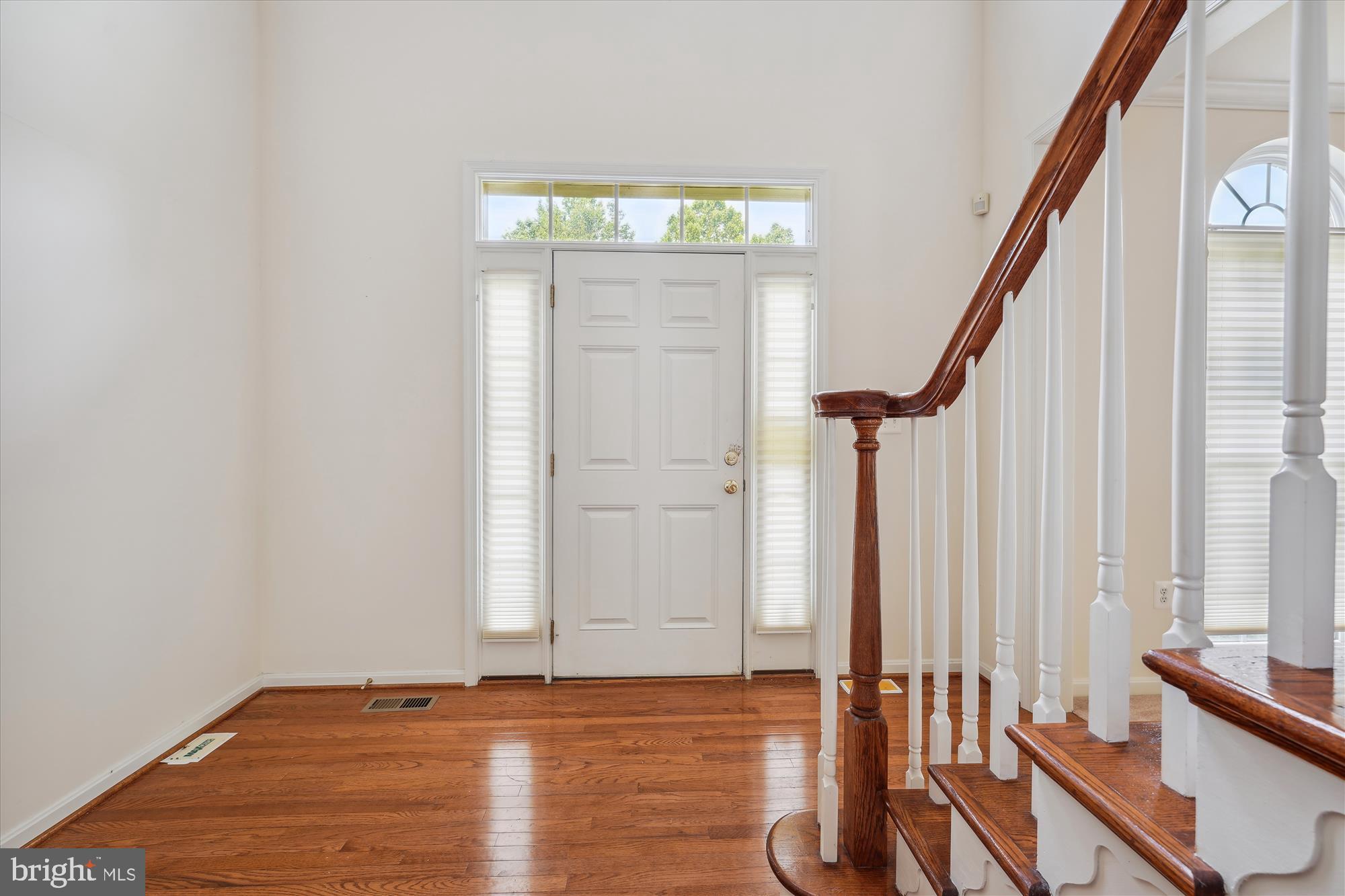 16101 Venice Road Aquasco, MD 20608 - Photo 4 of 40 Open Foyer