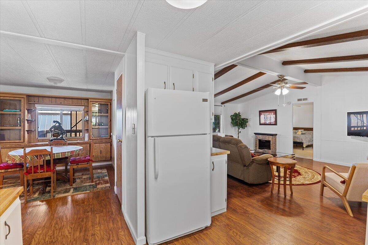 350 Gilmore Road, Unit 10 Red Bluff, CA 96080 - Photo 11 of 32 11-350 Gilmore #10 - Exterior-12