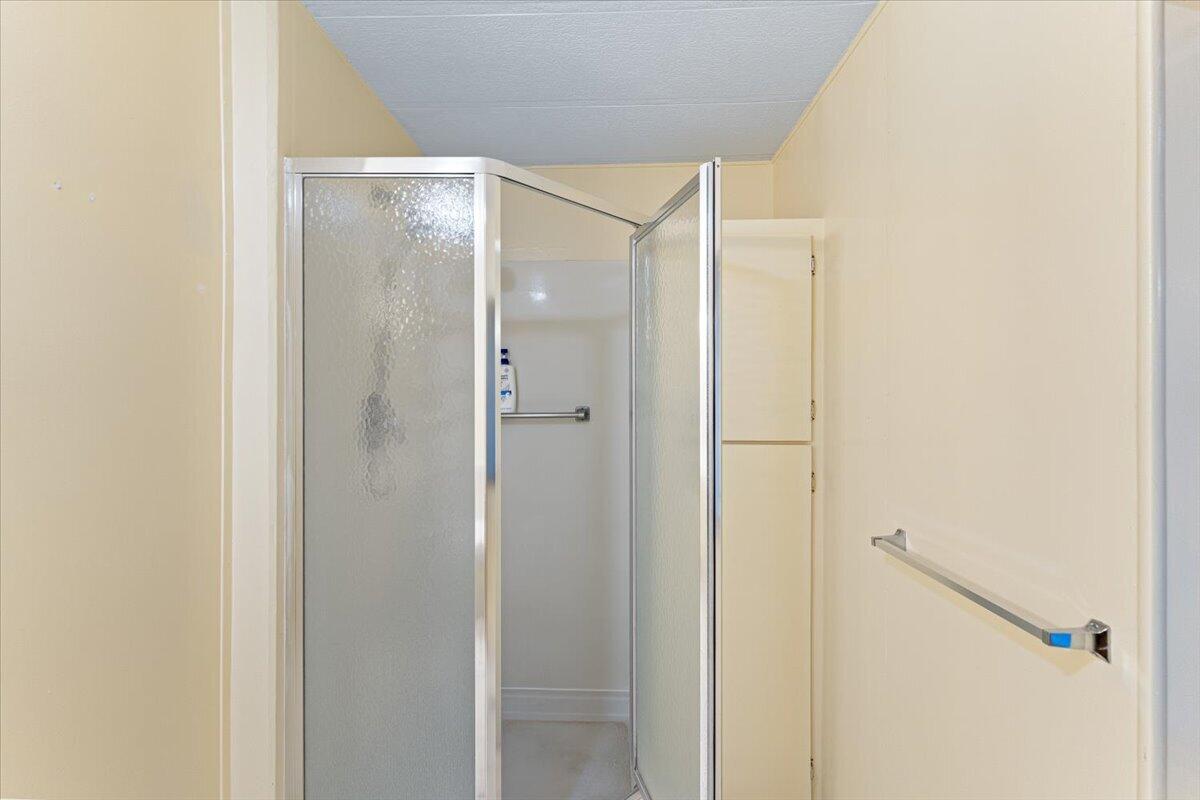 350 Gilmore Road, Unit 10 Red Bluff, CA 96080 - Photo 21 of 32 19-350 Gilmore #10 - Exterior-21
