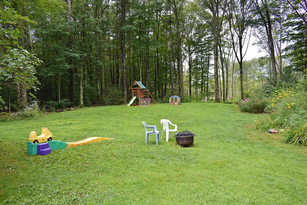 34 Hardwick Road Petersham, MA 01366 - Photo 5 of 24 a view of a kids park