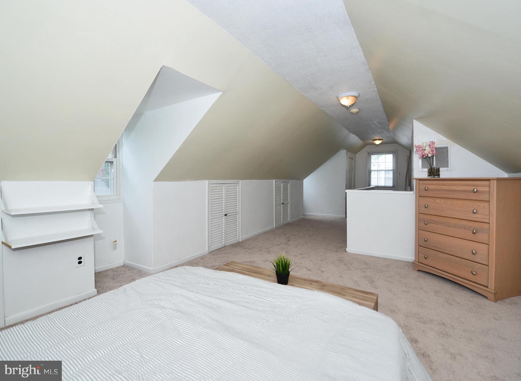 8109 Hillendale Road Baltimore, MD 21234 - Photo 20 of 27 Upper Level