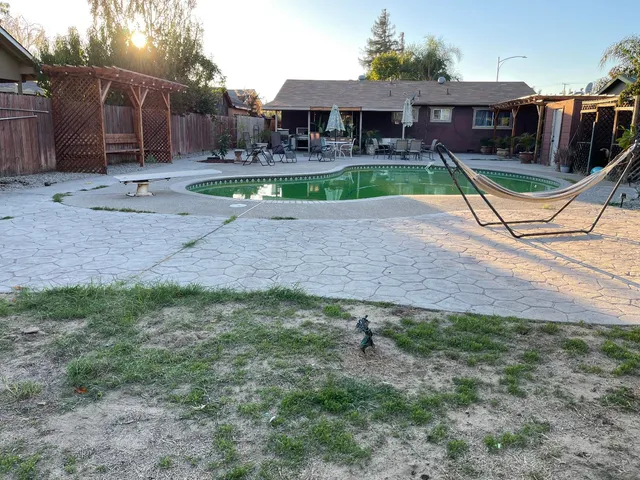 a view of outdoor space