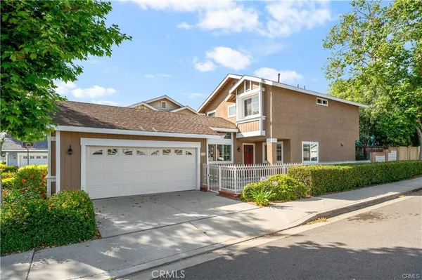 $1,349,000 | 61 Bridgeport, Irvine, CA 92620