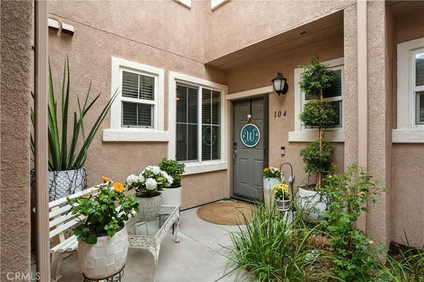 a view of an entryway with front door