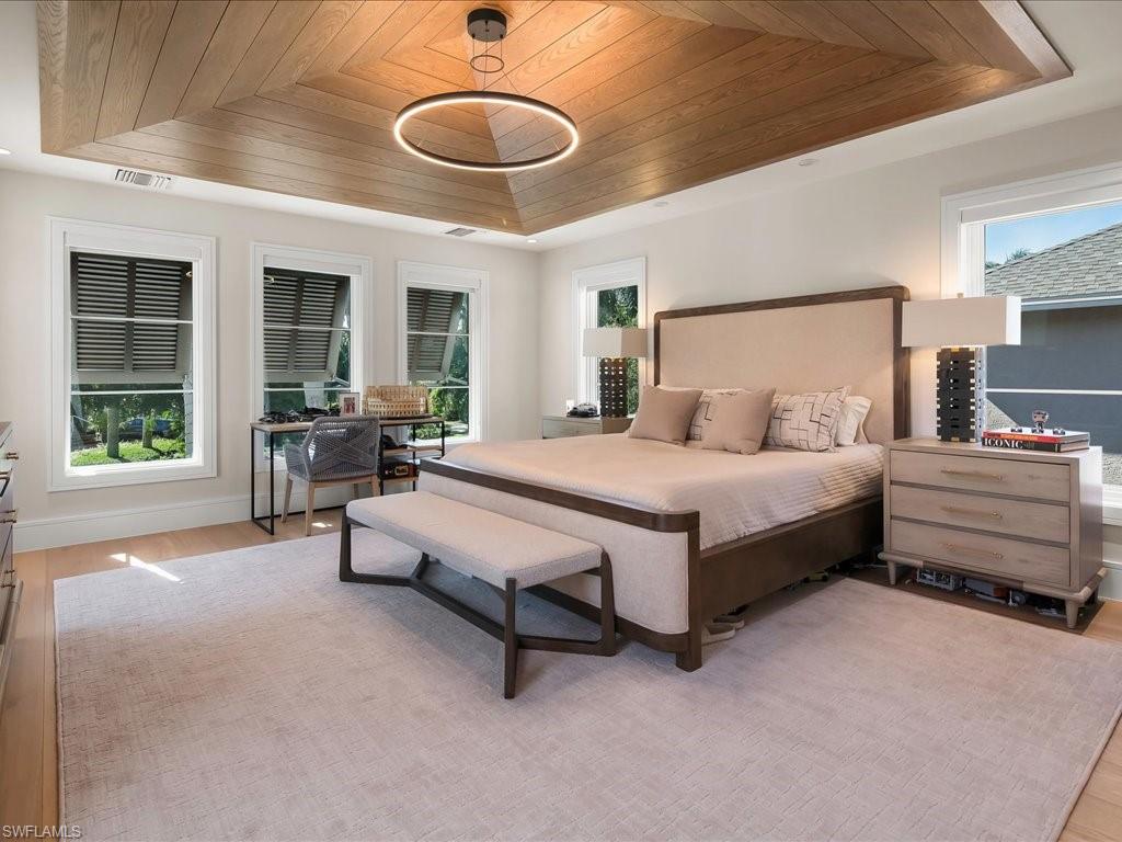 425 15th Avenue South Naples, FL 34102 - Photo 30 of 50