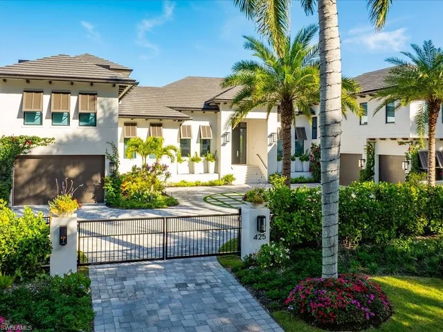 $17,999,000 | 425 15th Avenue South, Naples, FL 34102