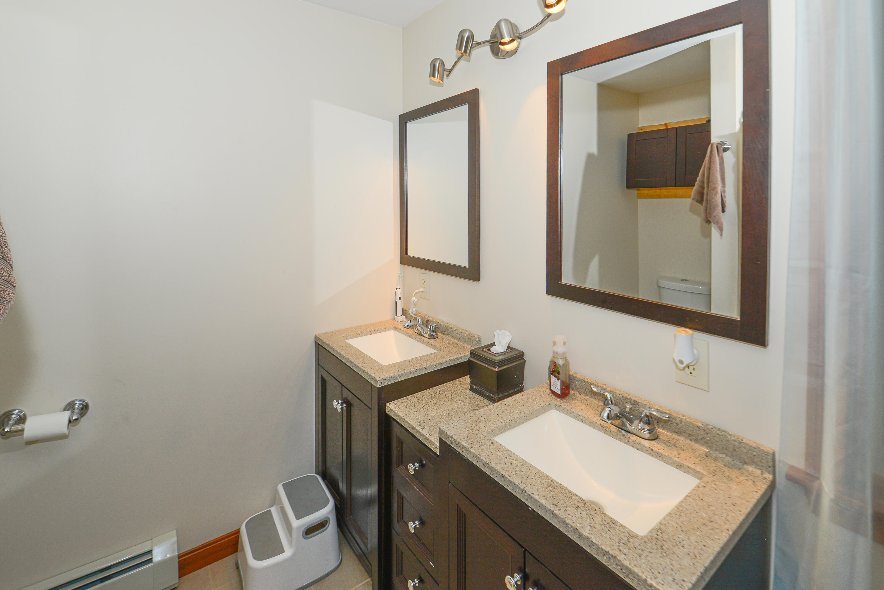 42 New Road Casco, ME 04015 - Photo 14 of 40 MasterBR with bath