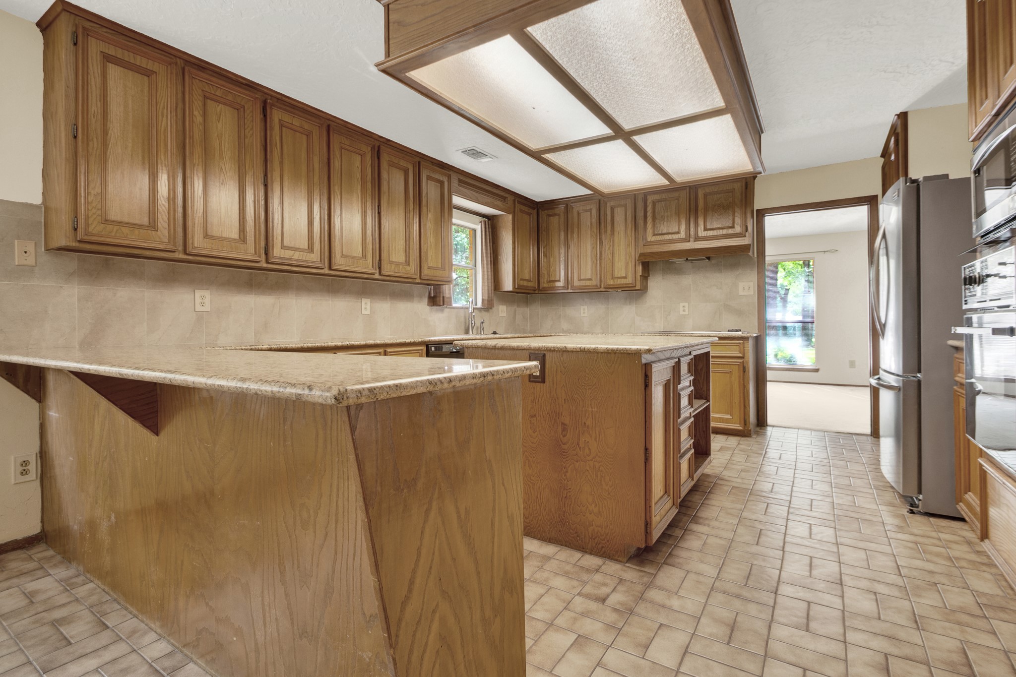 1714 Coe Road Pinehurst, TX 77362 - Photo 17 of 40