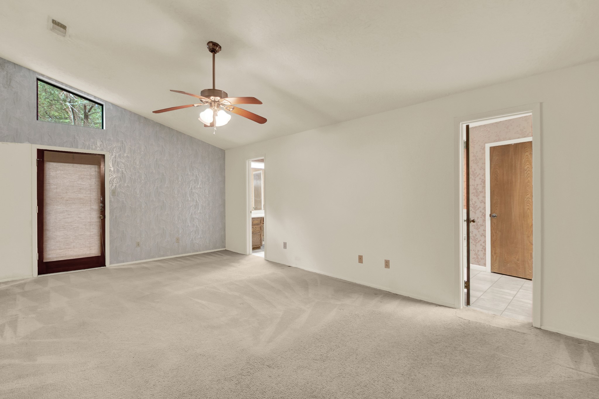 1714 Coe Road Pinehurst, TX 77362 - Photo 26 of 40