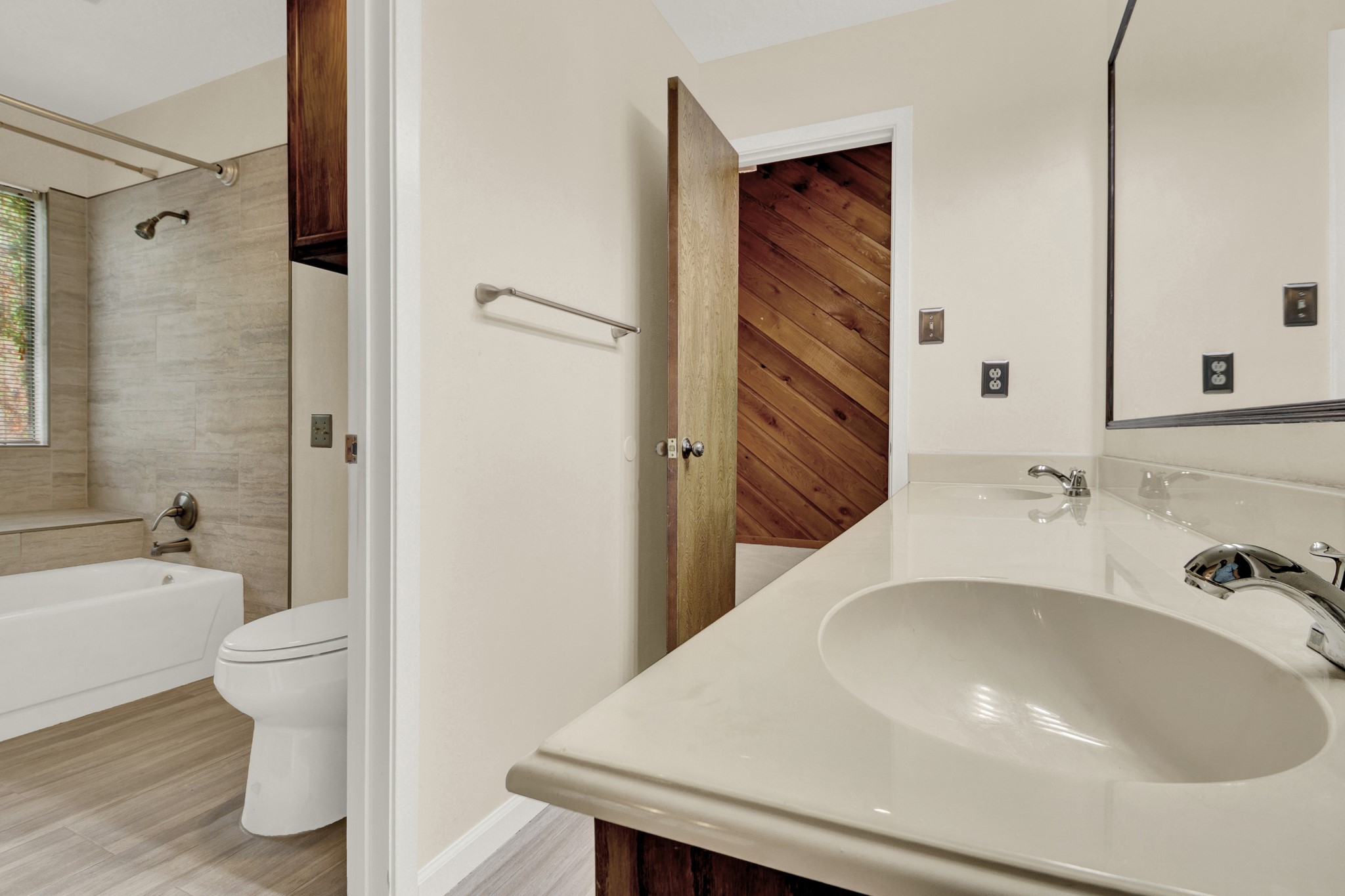 1714 Coe Road Pinehurst, TX 77362 - Photo 35 of 40