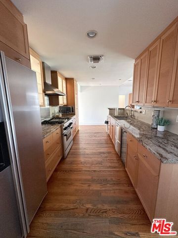 $1,899,000 | 716 North June Street, Los Angeles, CA 90038