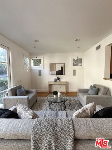 $1,899,000 | 716 North June Street, Los Angeles, CA 90038