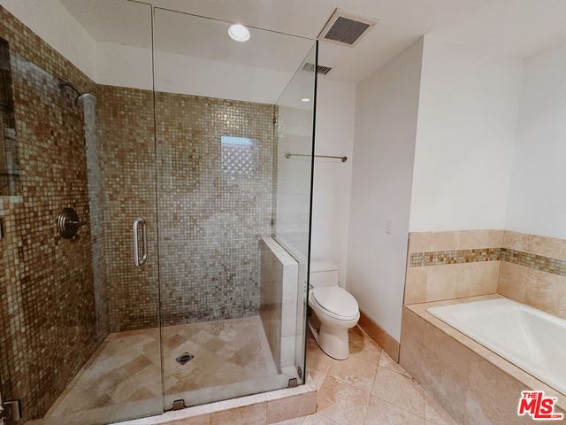 $1,899,000 | 716 North June Street, Los Angeles, CA 90038