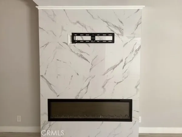 $2,950 | 228 Eagle Lane, Palmdale, CA 93551