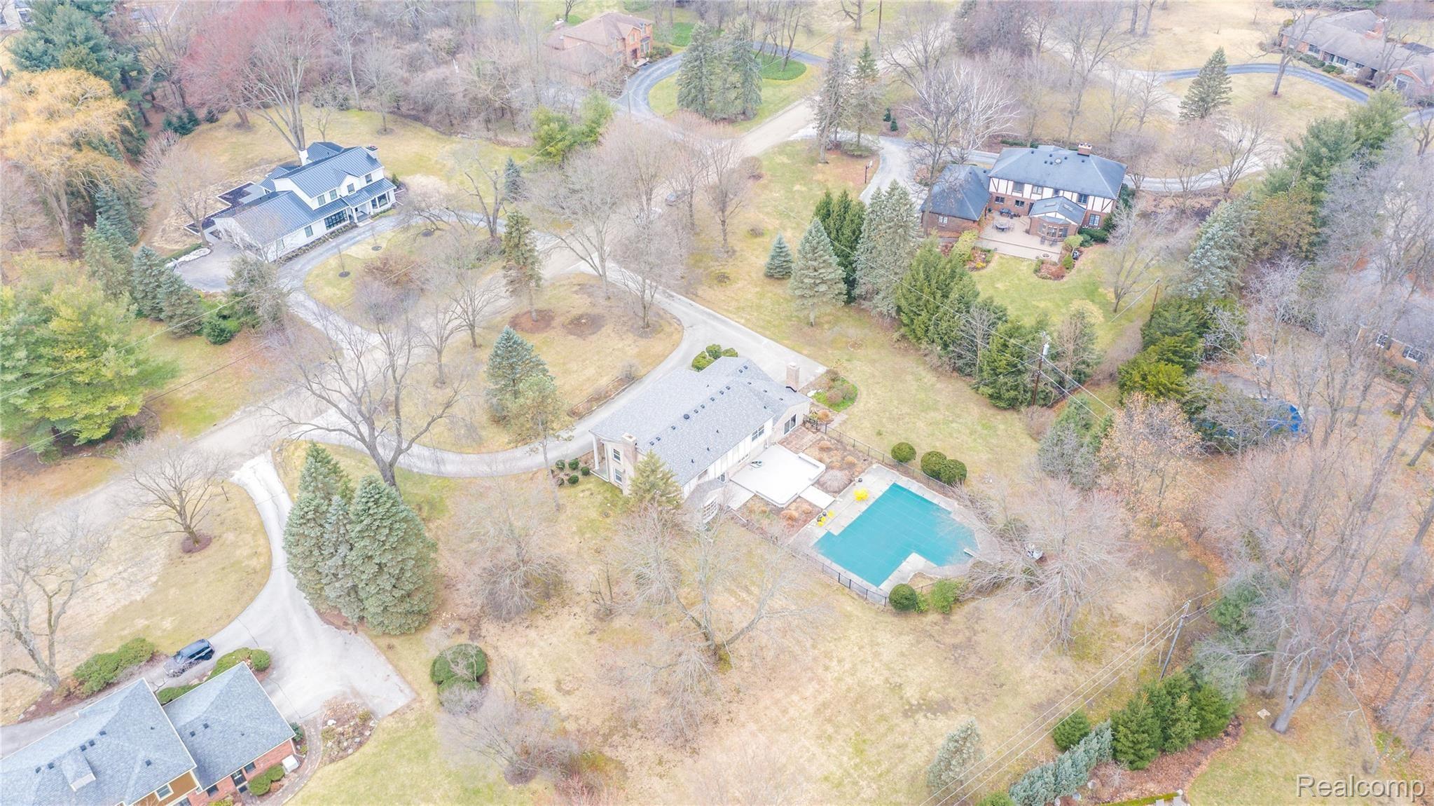 5381 Deep Wood Road Bloomfield Hills, MI 48302 - Photo 69 of 79 Exteriors (23 of 33).jpg