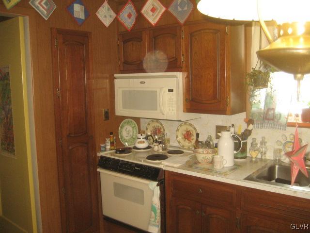 2906 Cherryville Road Northampton, PA 18067 - Photo 13 of 34 Gallery Image 13