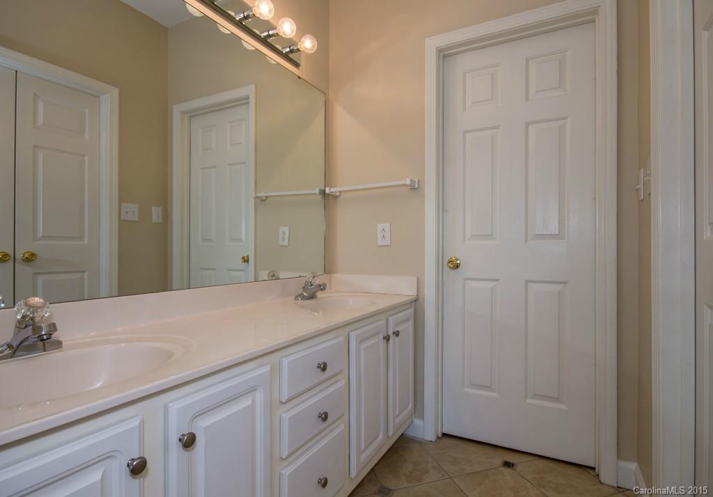 1231 Torrence Circle, Unit 1231 Davidson, NC 28036 - Photo 14 of 24