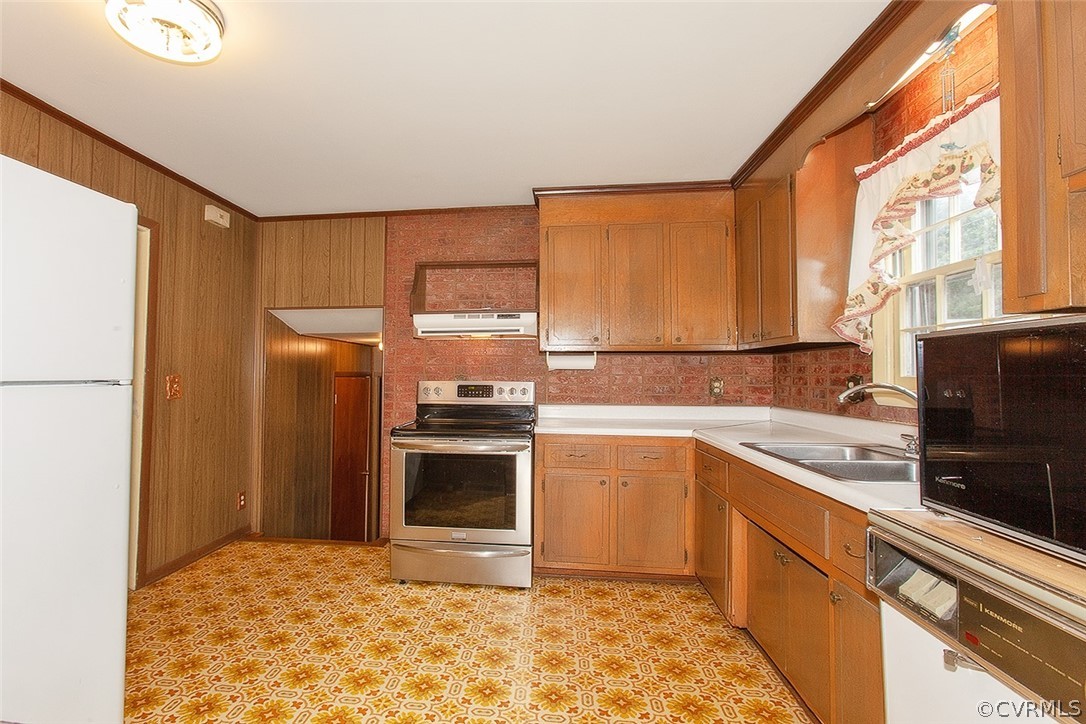712 Compton Road Colonial Heights, VA 23834 - Photo 14 of 36 Gallery Image 14