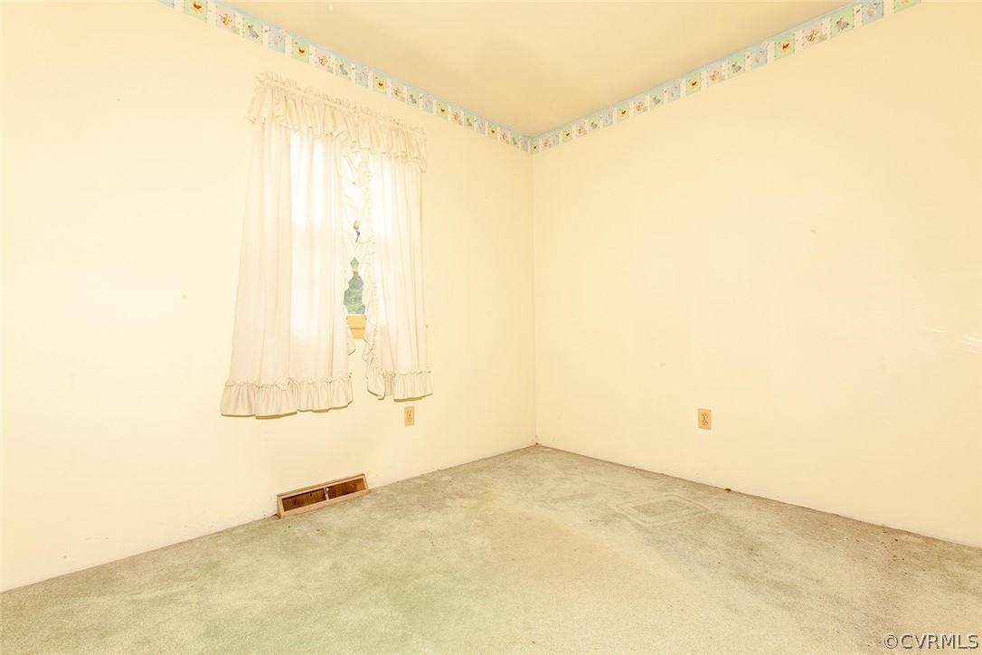 712 Compton Road Colonial Heights, VA 23834 - Photo 32 of 36 Gallery Image 32