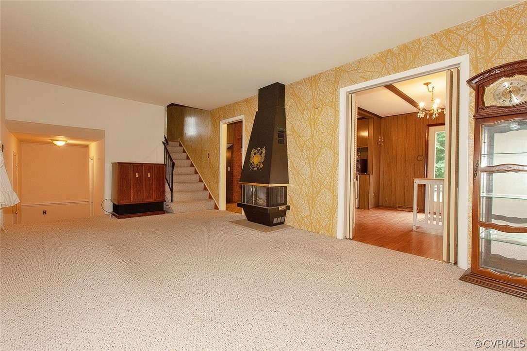 712 Compton Road Colonial Heights, VA 23834 - Photo 9 of 36 Gallery Image 9