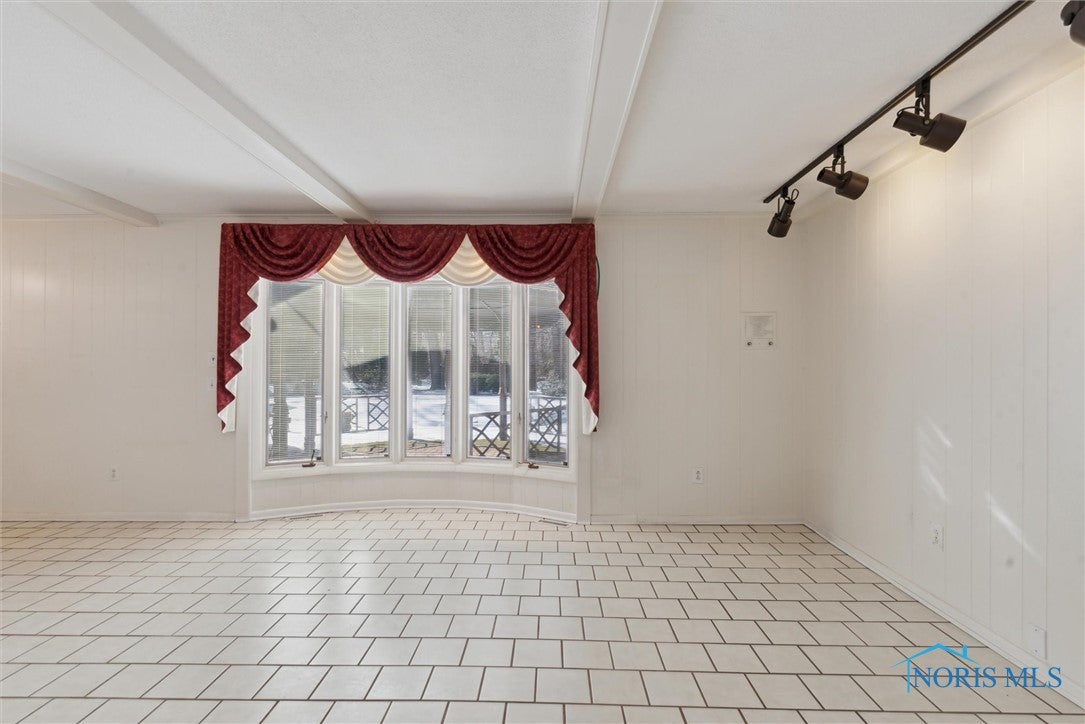 4131 Merriweather Road Toledo, OH 43623 - Photo 9 of 49 Gallery Image 9