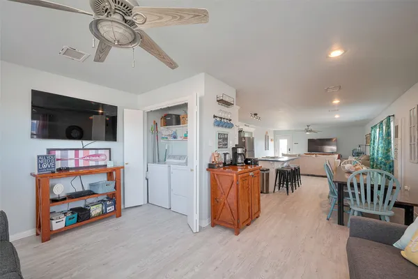 $324,999 | 510 Oyster Street, Surfside Beach, TX 77541