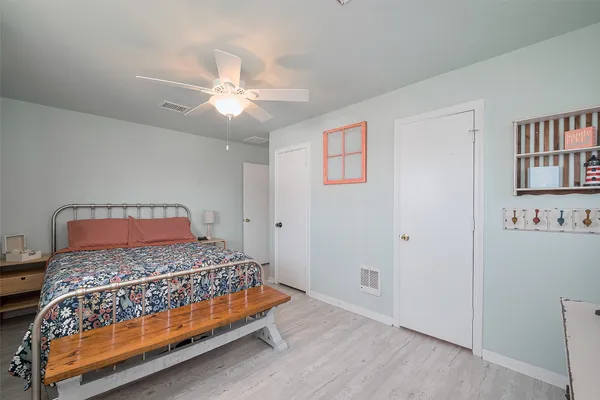 $324,999 | 510 Oyster Street, Surfside Beach, TX 77541