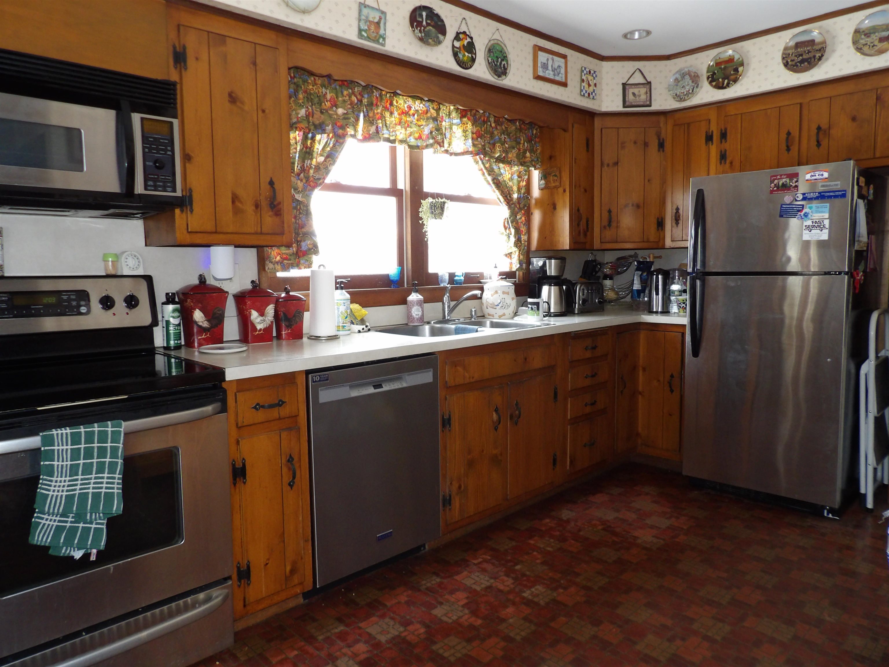 227 Church Street Rutland, VT 05701 - Photo 17 of 54