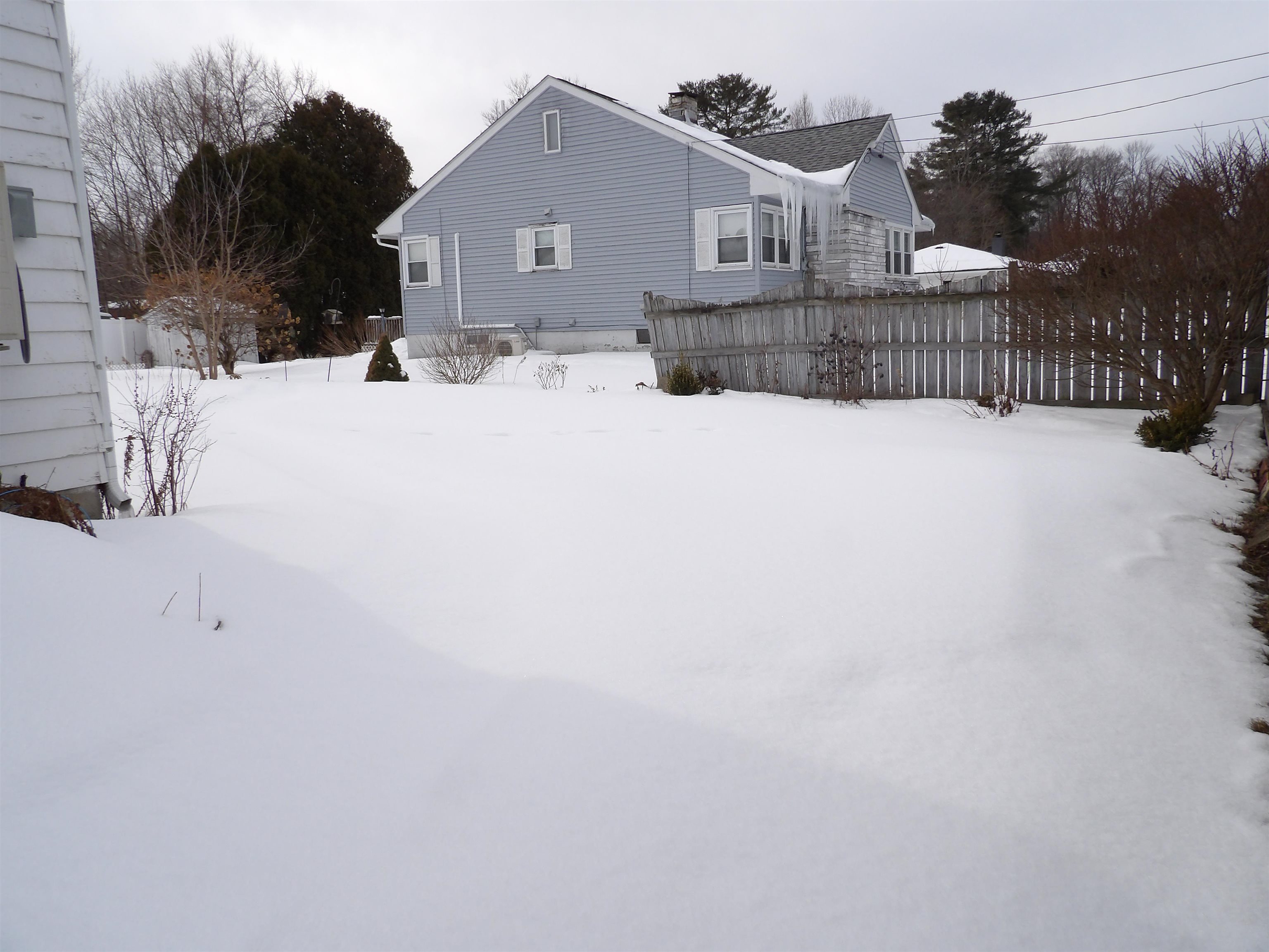 227 Church Street Rutland, VT 05701 - Photo 7 of 54