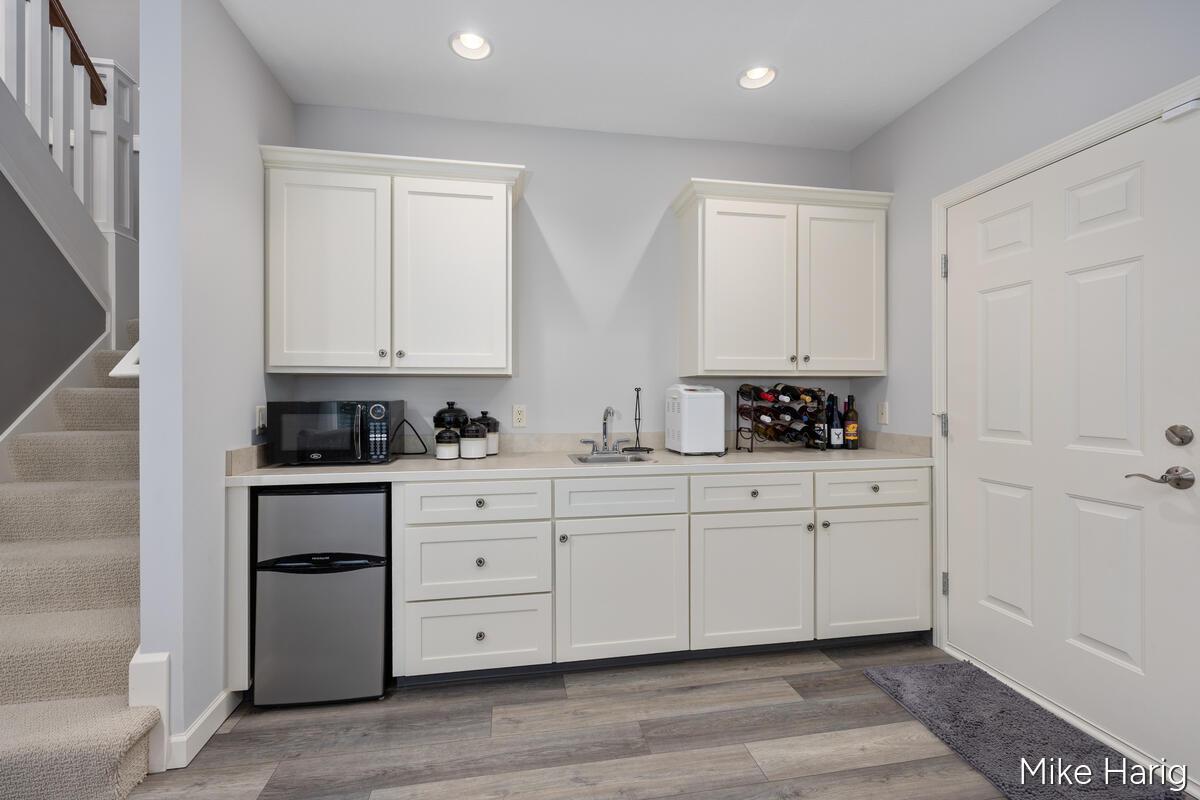 3012 Hunters Drive Jenison, MI 49428 - Photo 33 of 49 3012-Hunters_036