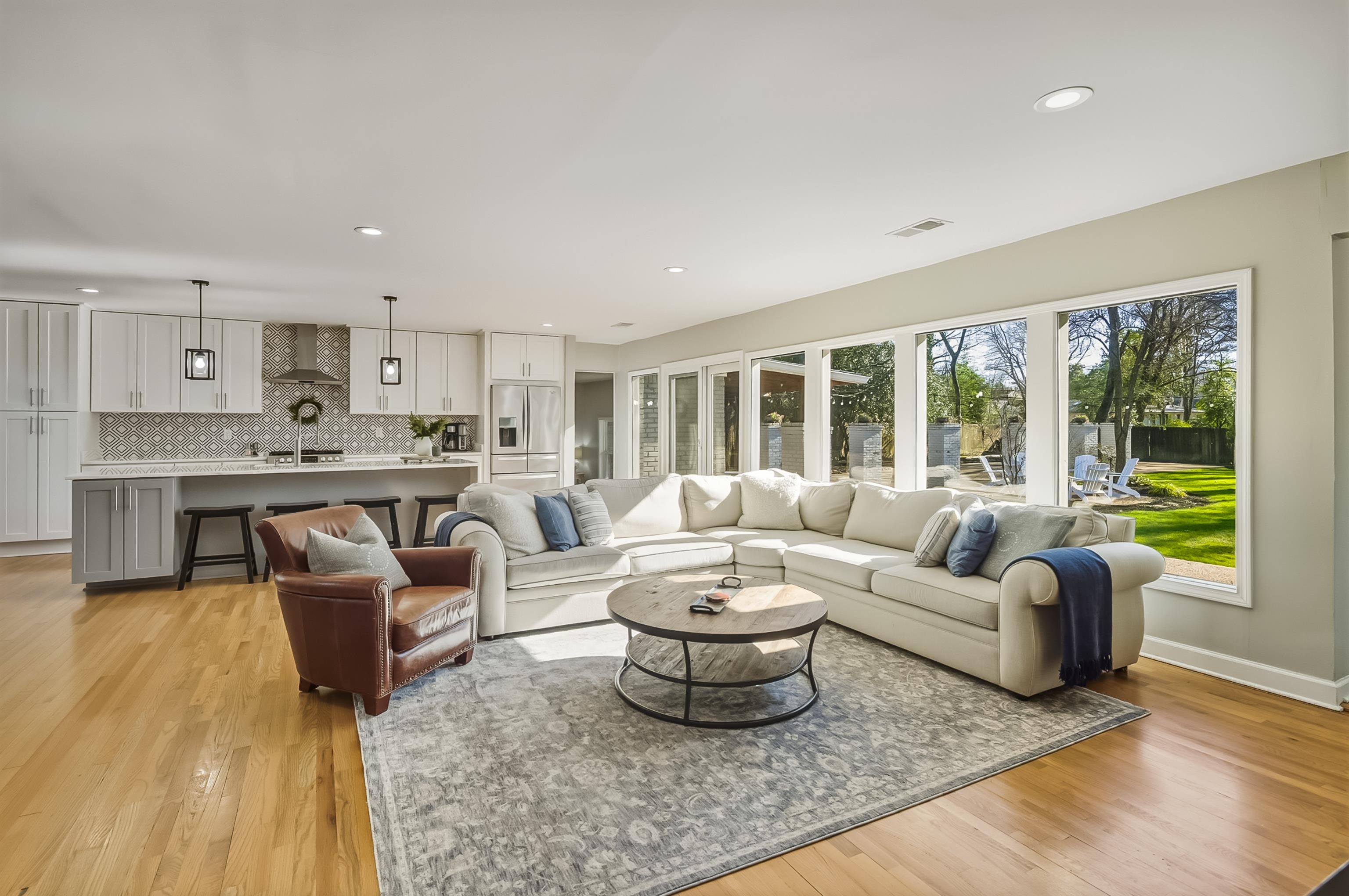 5155 Shady Grove Road Memphis, TN 38117 - Photo 9 of 40 Living room with recessed lighting and light wood finished floors
