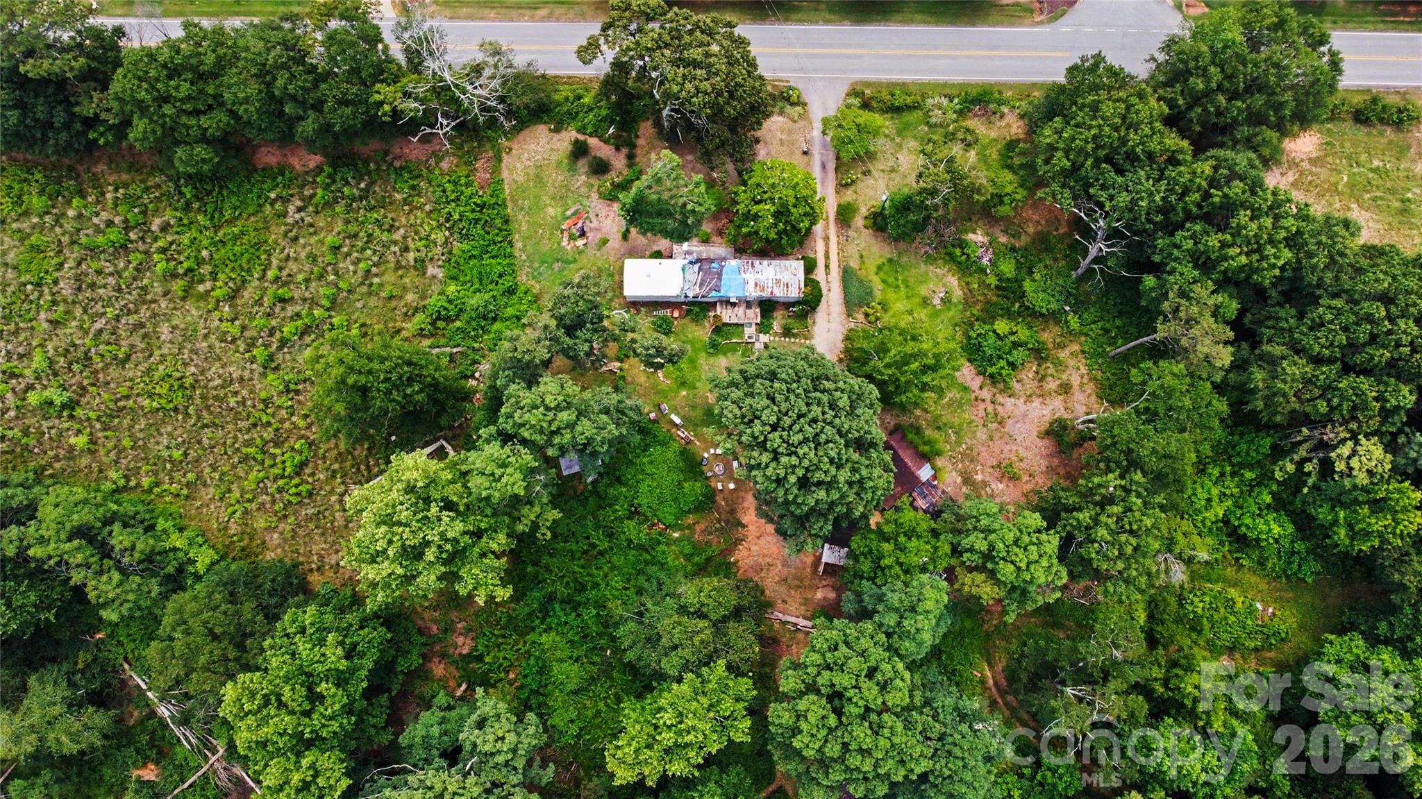 732 Woods Chapel Road Duncan, SC 29334 - Photo 3 of 30