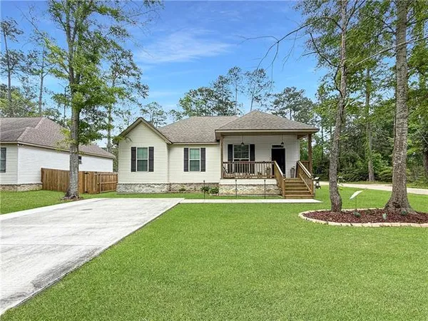 $255,000 | 61254 Anchorage Drive, Lacombe, LA 70445