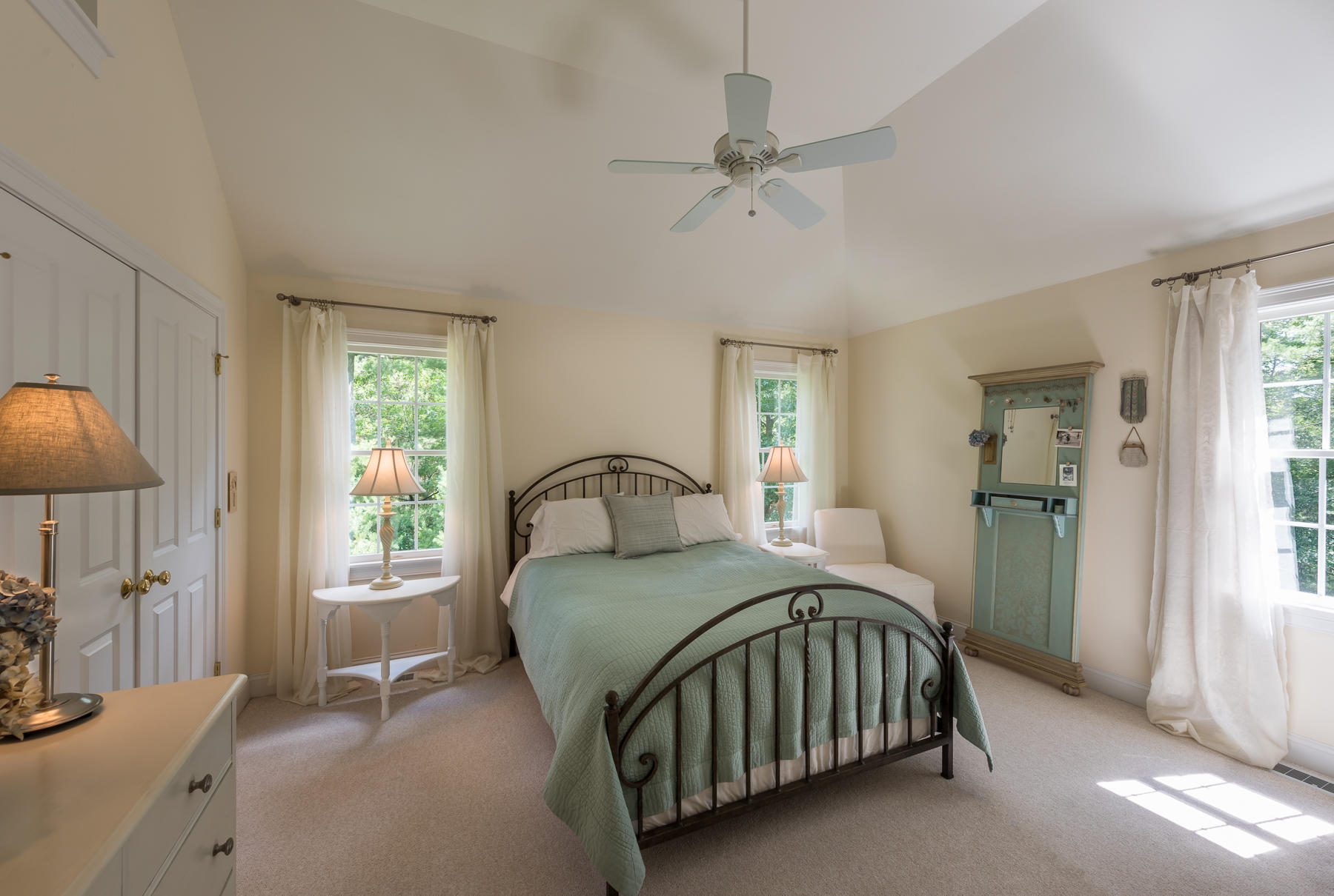 62 Sea Robin Road Osterville, MA 02655 - Photo 8 of 30 a bedroom with a bed and a window