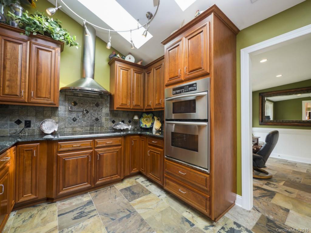 504 Beaten Path Road Mooresville, NC 28117 - Photo 3 of 24 Gallery Image 3