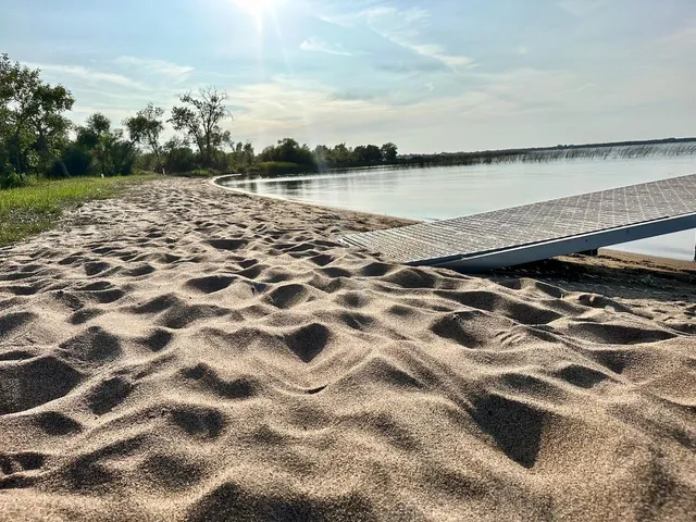 $699,000 | Xxxx Xxxx Norwood Lane, Battle Lake, MN 56515