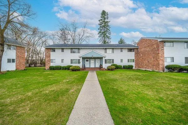 $208,000 | 250 North Raymond Road, Unit C12, Spokane Valley, WA 99206