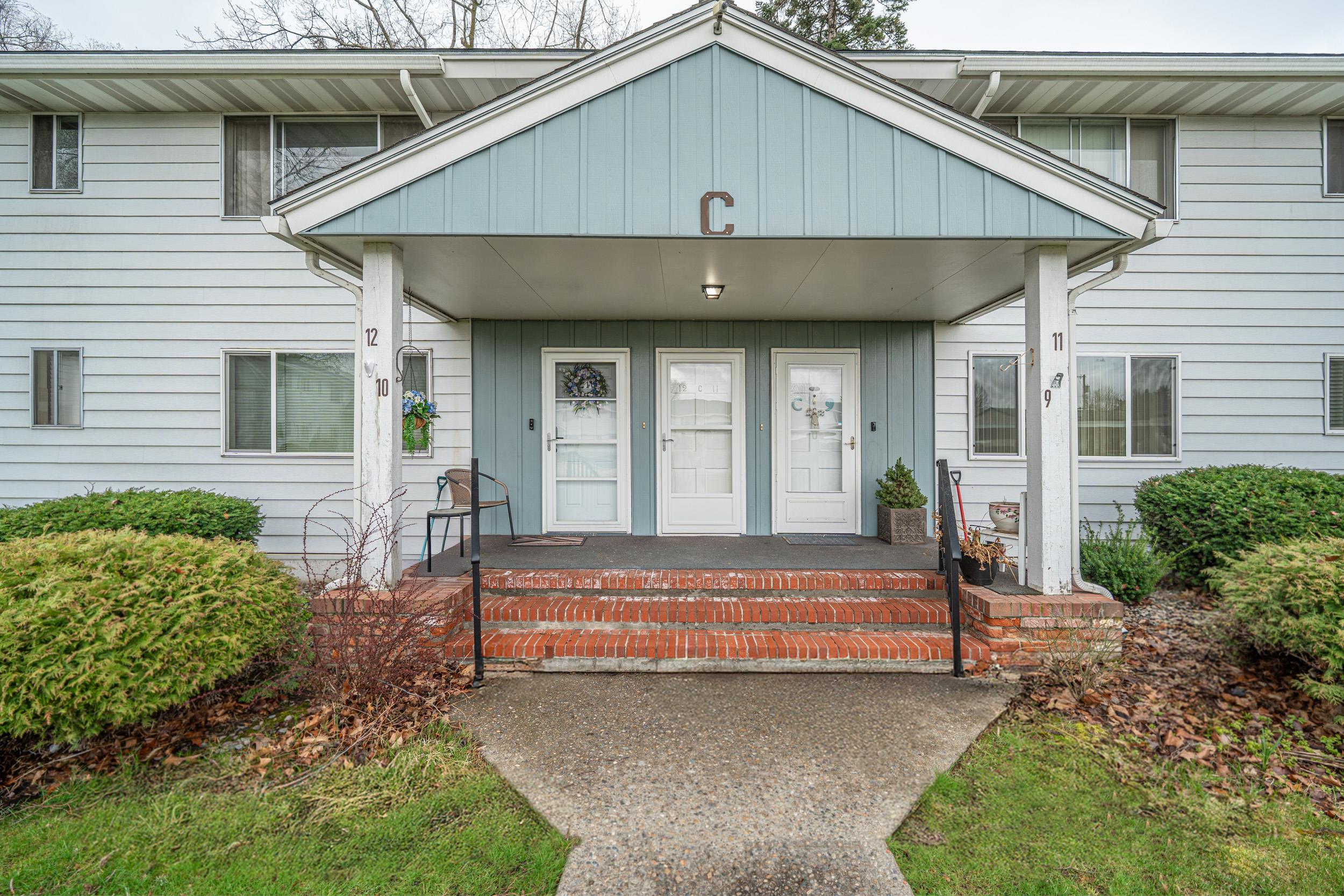 250 North Raymond Road, Unit C12 Spokane Valley, WA 99206 - Photo 2 of 32