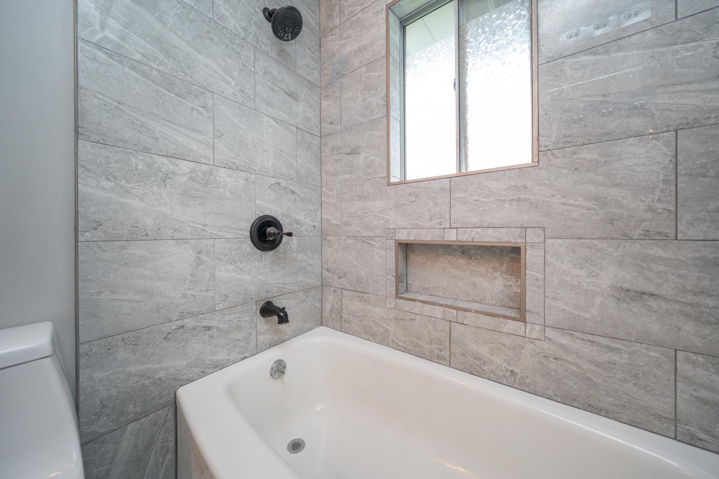 250 North Raymond Road, Unit C12 Spokane Valley, WA 99206 - Photo 24 of 32