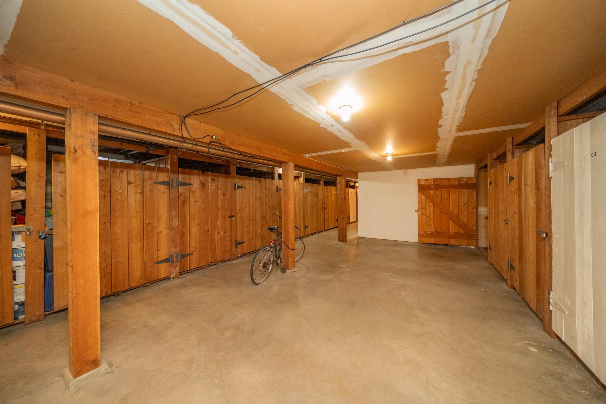 250 North Raymond Road, Unit C12 Spokane Valley, WA 99206 - Photo 30 of 32