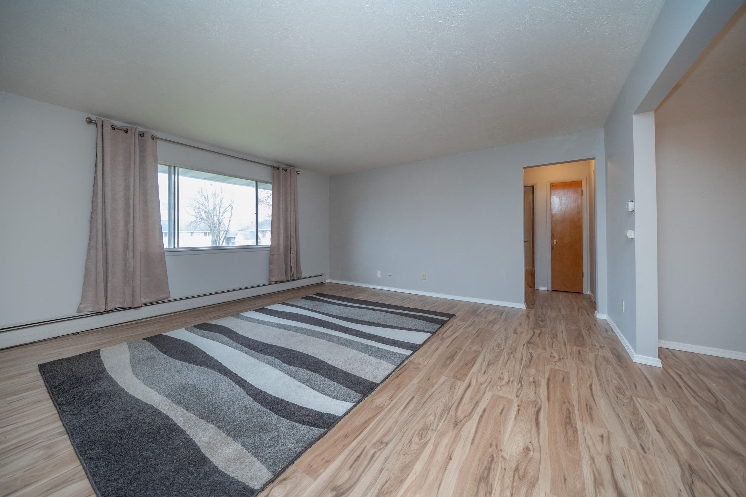 250 North Raymond Road, Unit C12 Spokane Valley, WA 99206 - Photo 9 of 32