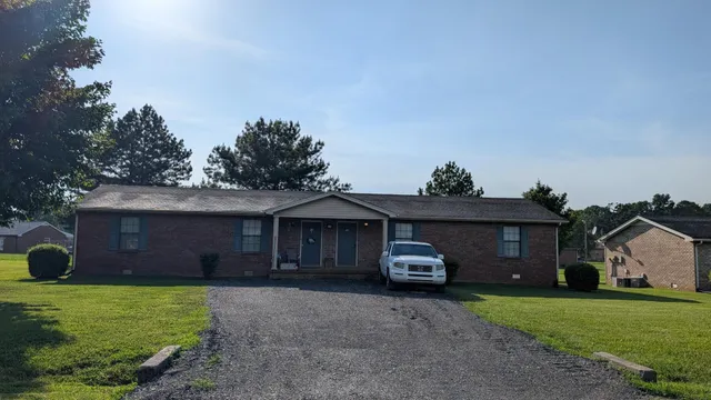 $369,888 | 110 Gayla Court, Portland, TN 37148